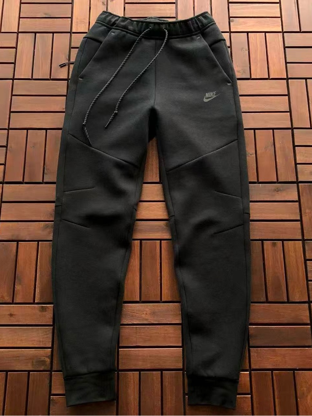 "Nike Sportswear Tech Fleece Sweatpants 'Black/Black'